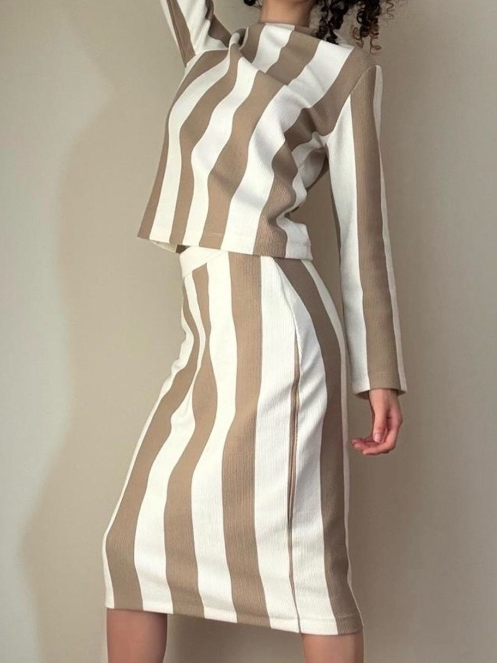 Club Monaco Beige and White Vertical Stripe Midi Skirt - S/P